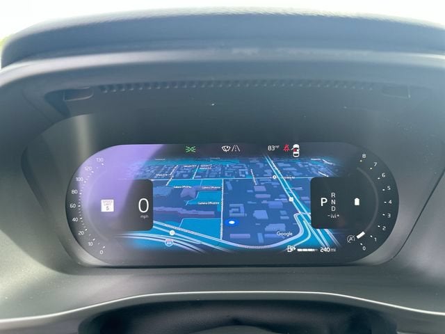 2025 Volvo XC40 Plus - Photo 12
