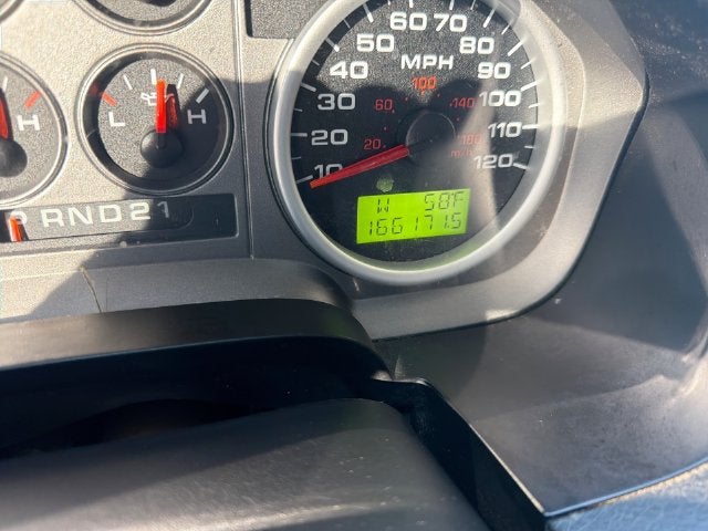 2004 Ford F-150 XL