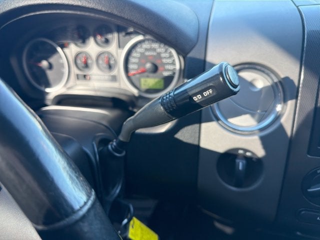 2004 Ford F-150 XL