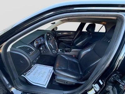 2022 Chrysler 300 Touring