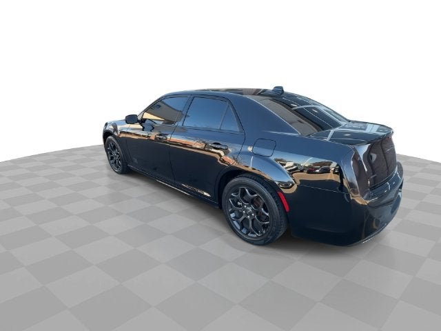 2022 Chrysler 300 Touring