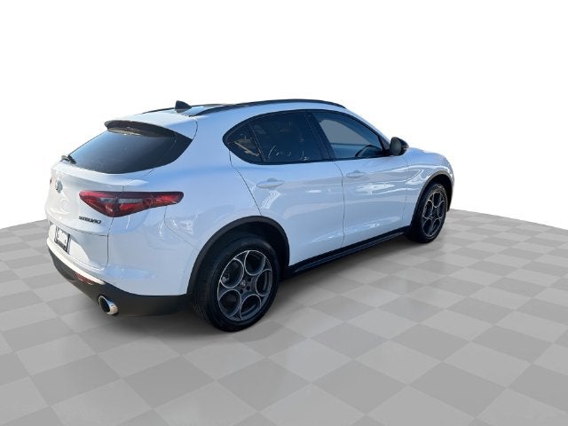 2021 Alfa Romeo Stelvio Sprint