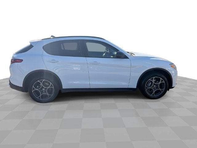 2021 Alfa Romeo Stelvio Sprint